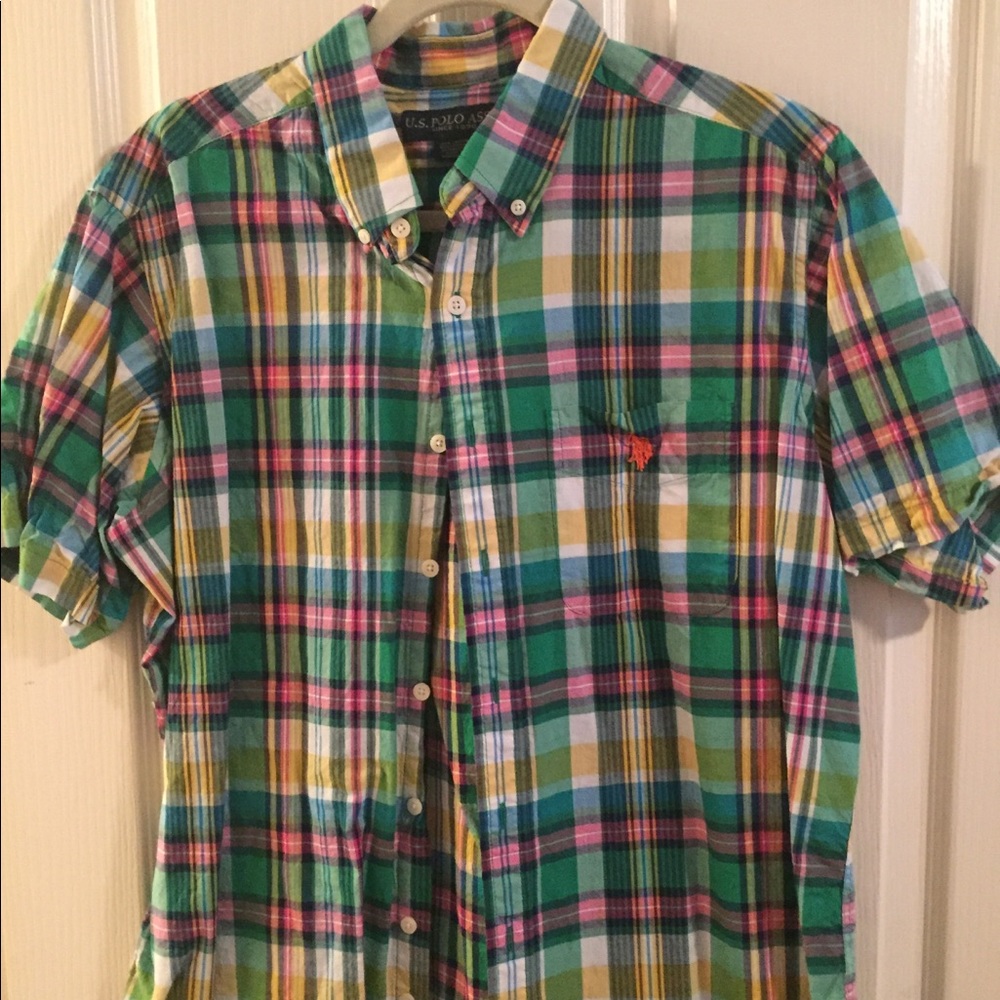 Large Men’s U.S. Polo Short Sleeve Button-down